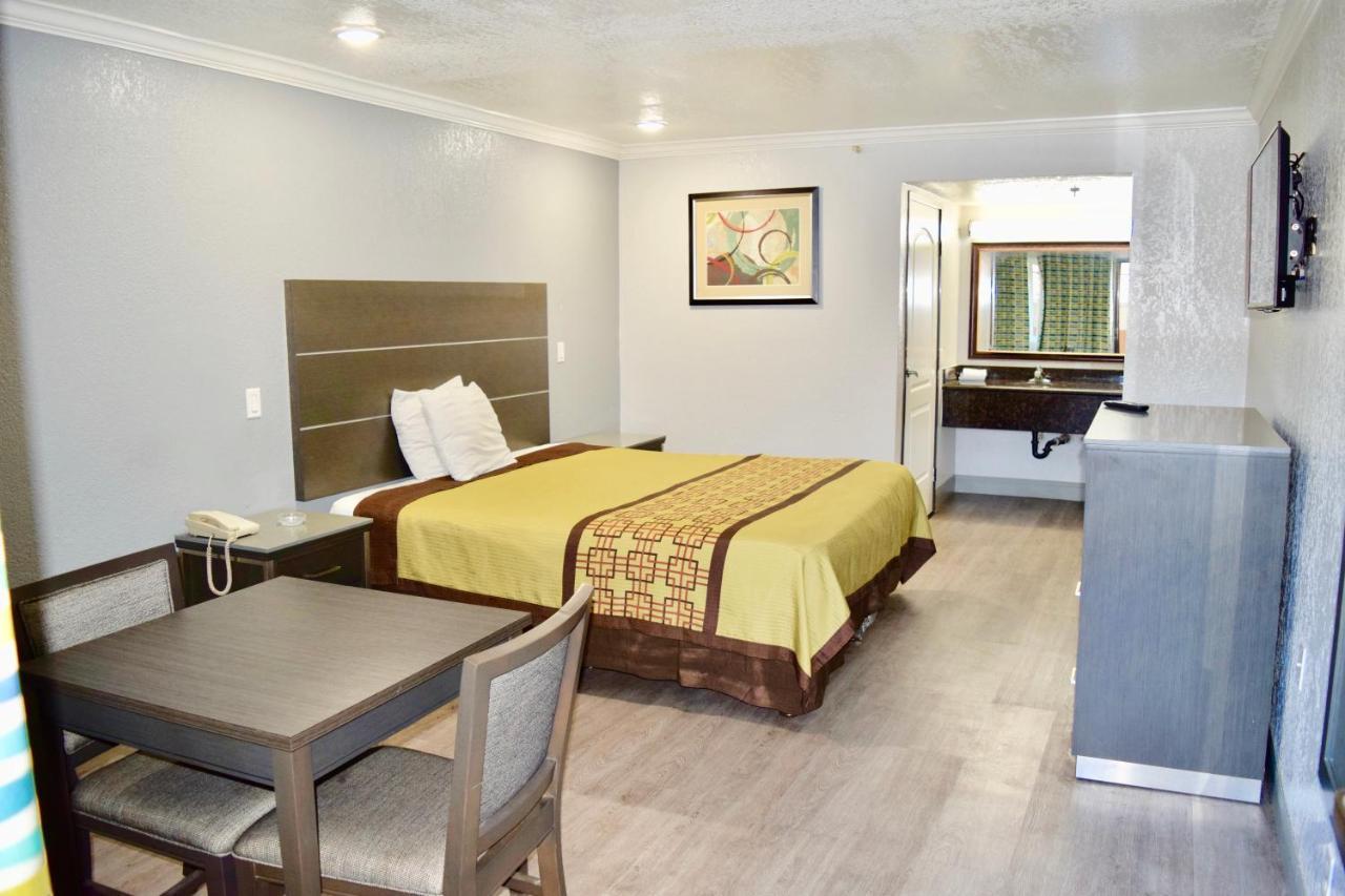 Budget Inn La Puente Kültér fotó