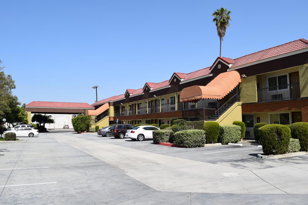 Budget Inn La Puente Kültér fotó