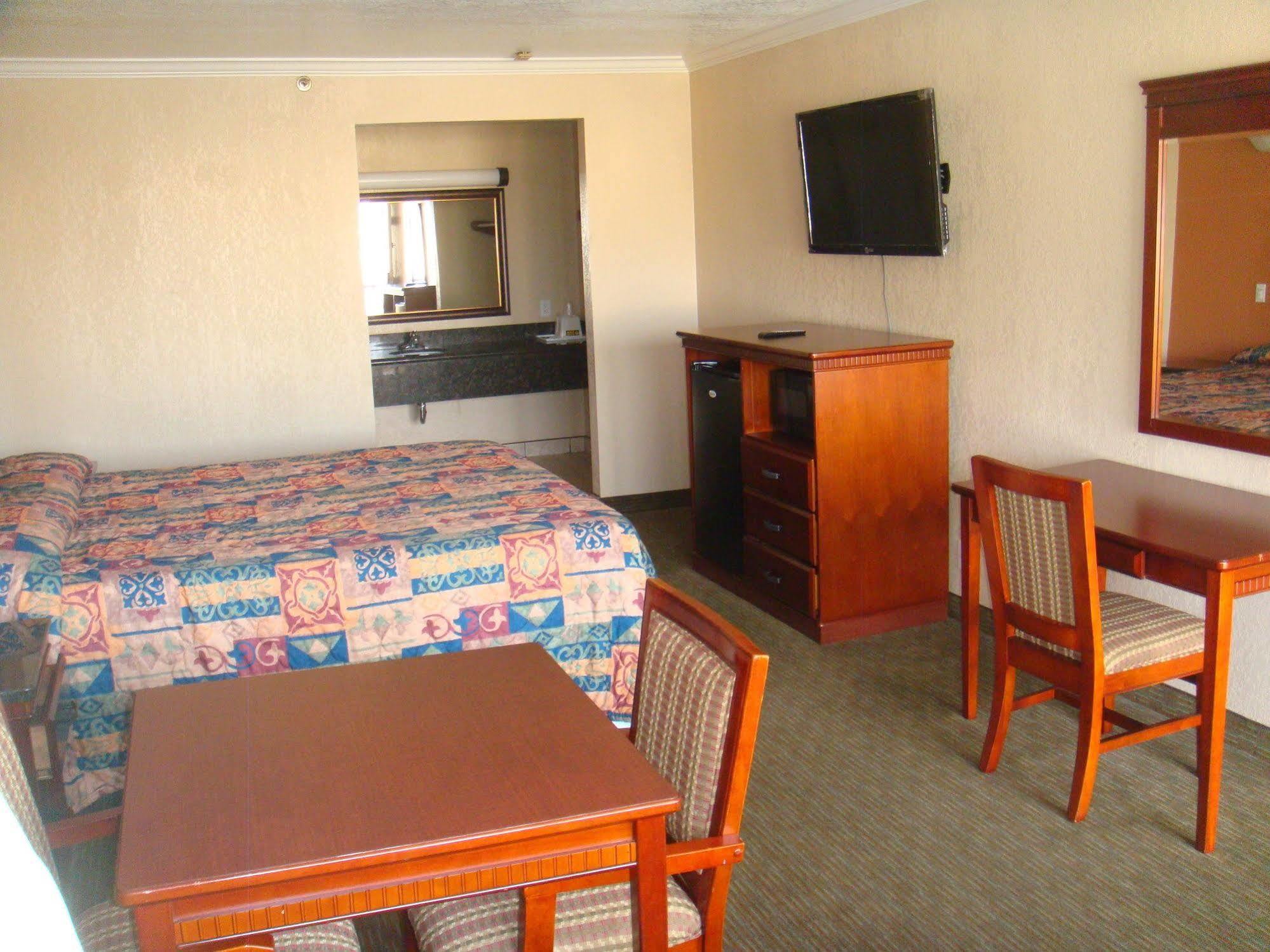 Budget Inn La Puente Kültér fotó